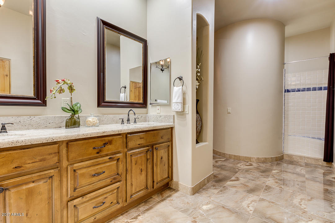 8540 E MCDOWELL Road # 19