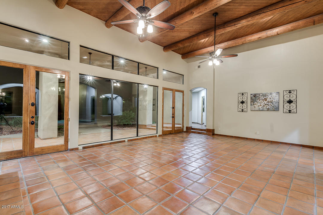 8540 E MCDOWELL Road # 19
