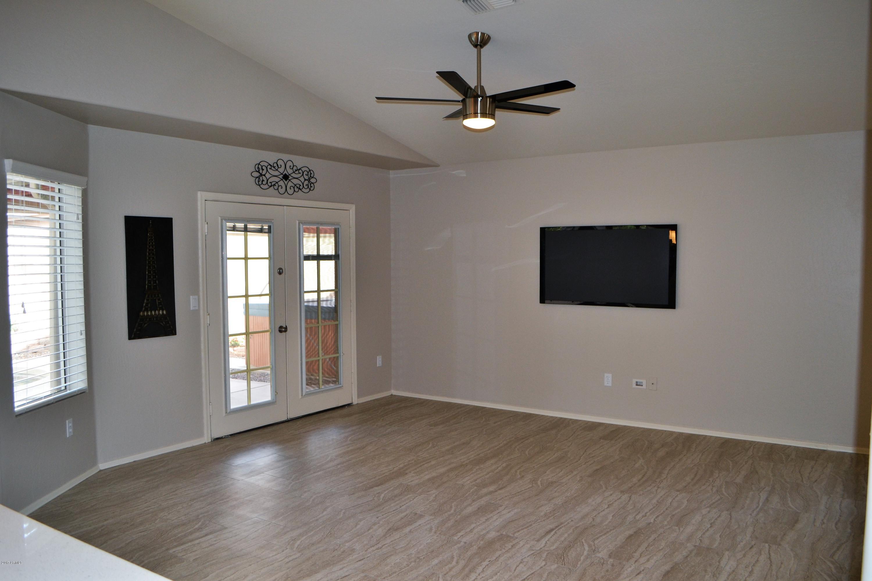 3134 E MCKELLIPS Road # 208