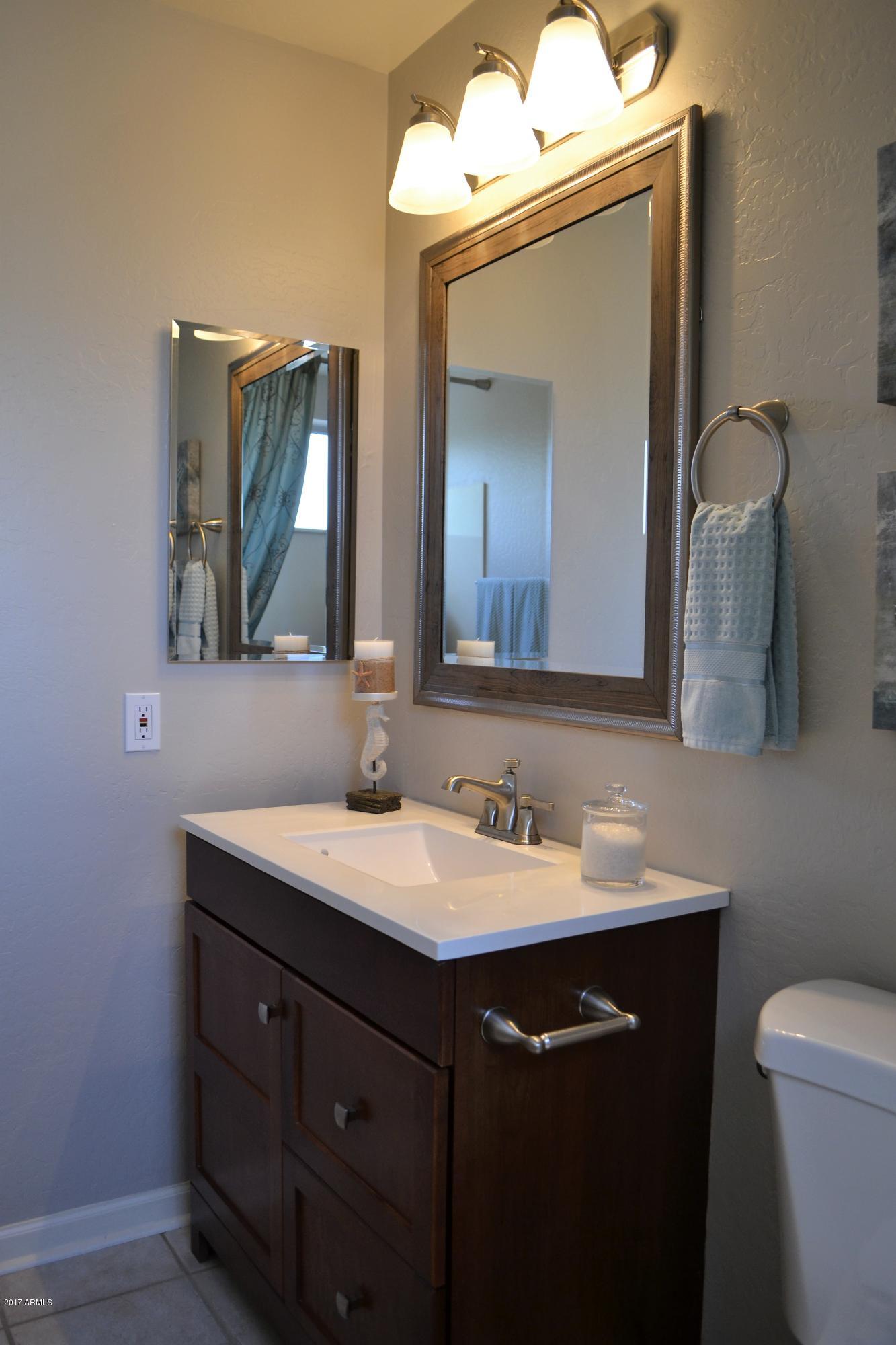 3134 E MCKELLIPS Road # 208