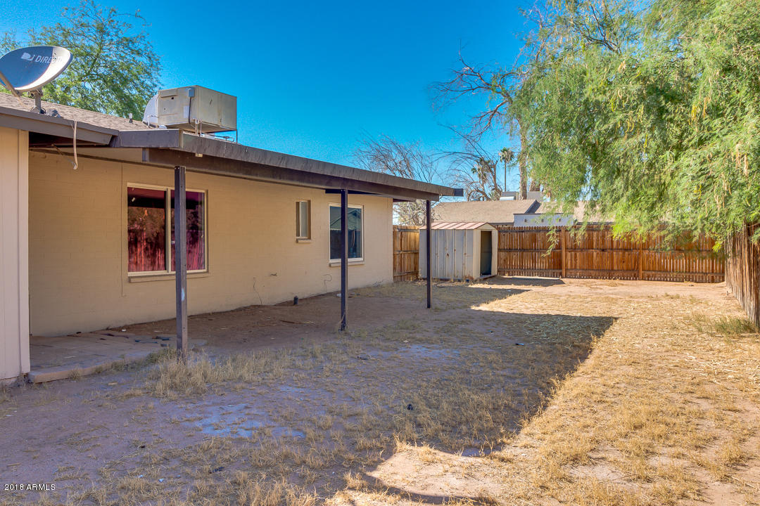 1568 N KADOTA Avenue