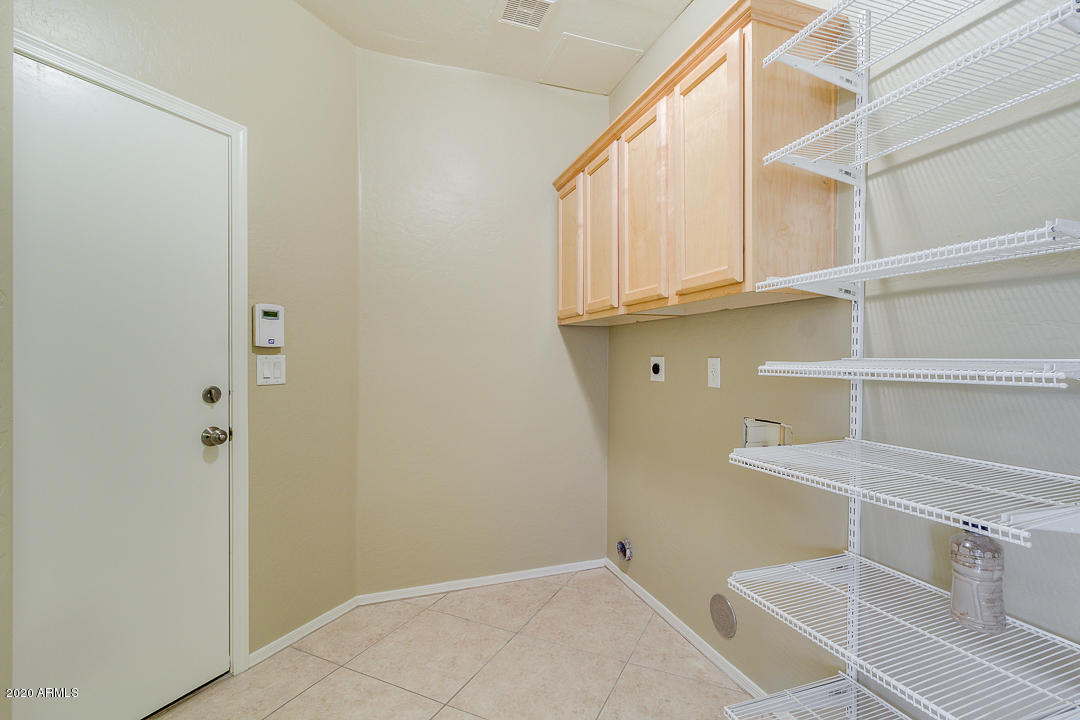 7757 E ROLAND Circle