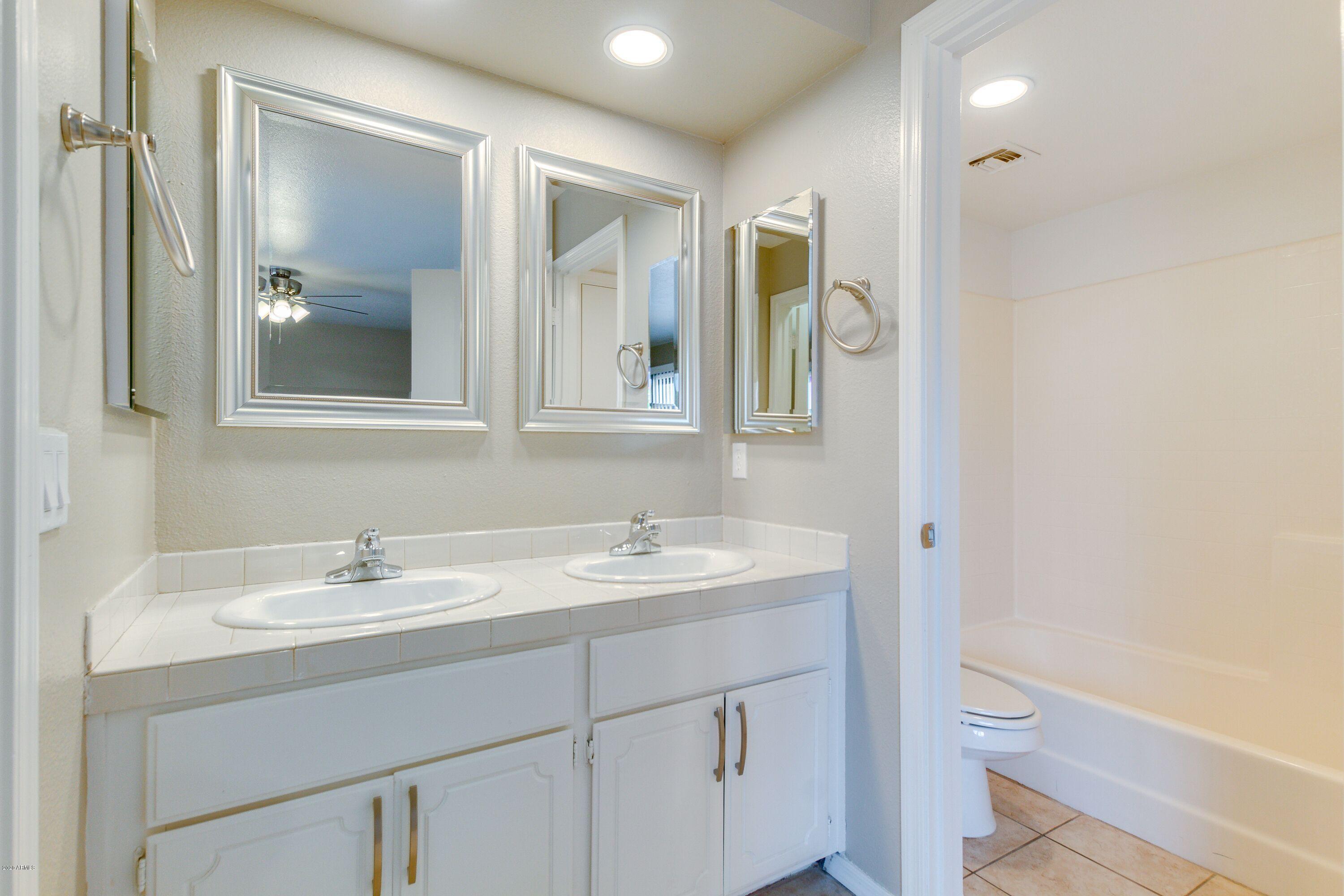 626 W 14TH Street