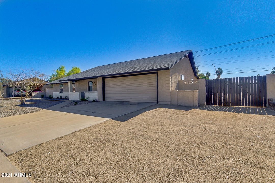 4661 E GREENWAY Street