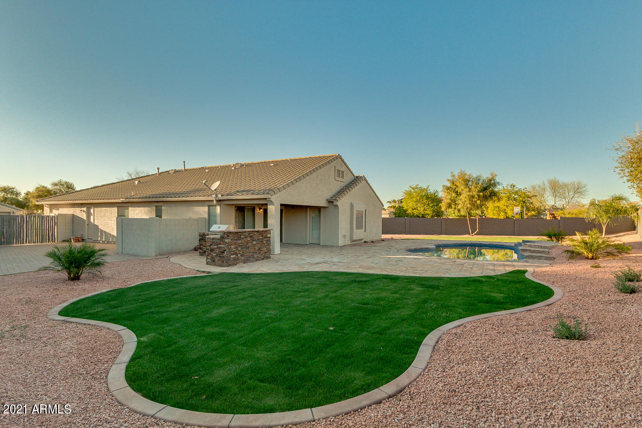 38451 N DENA Court