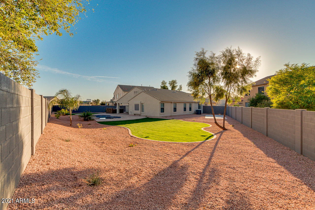 38451 N DENA Court