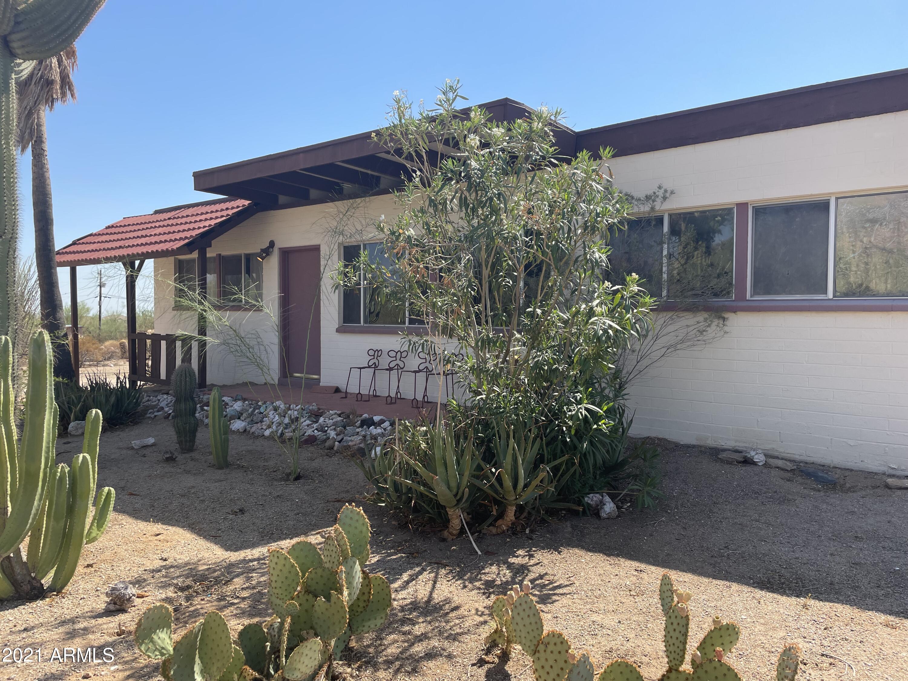 2512 N 85TH Street