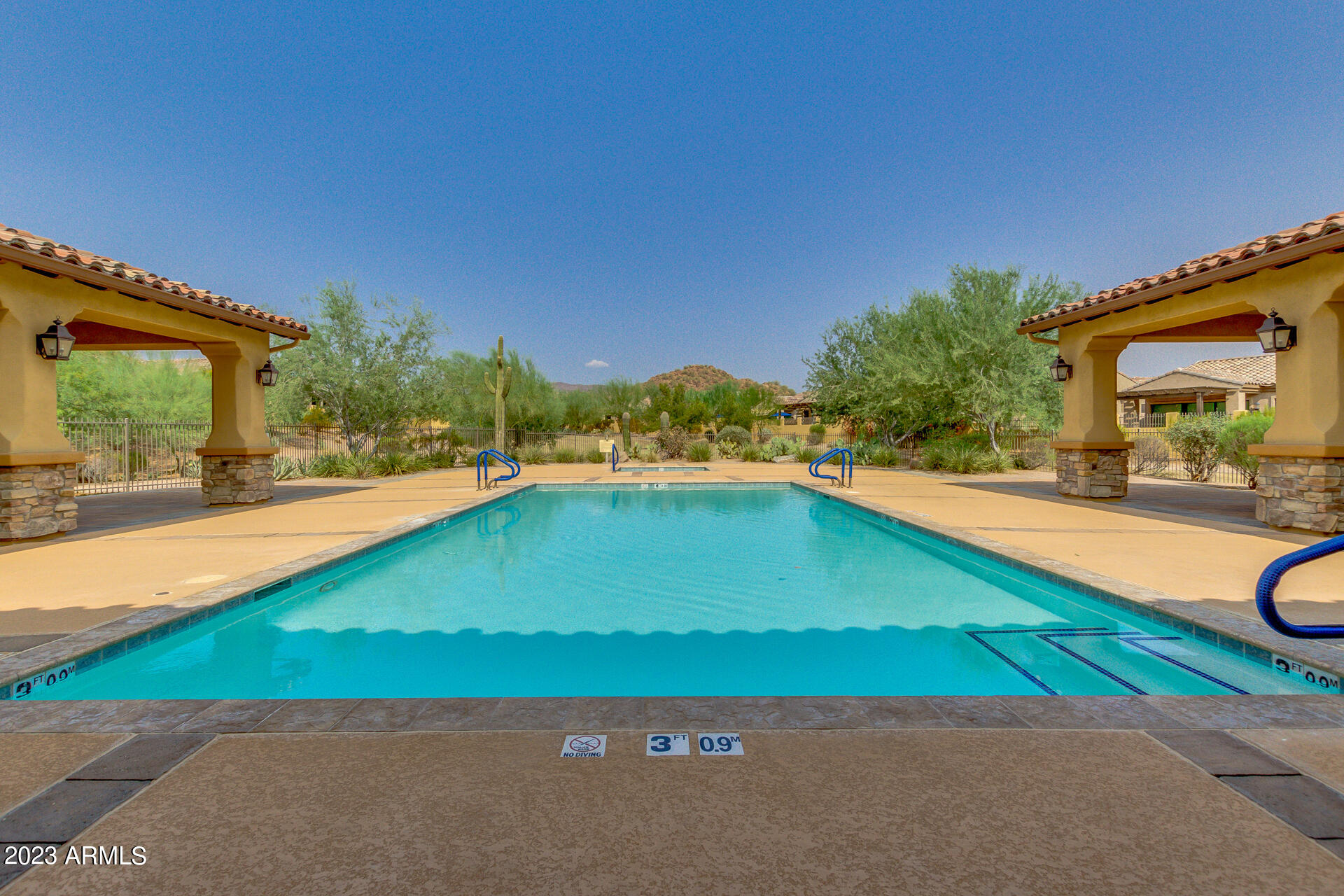 9049 E IVYGLEN Circle
