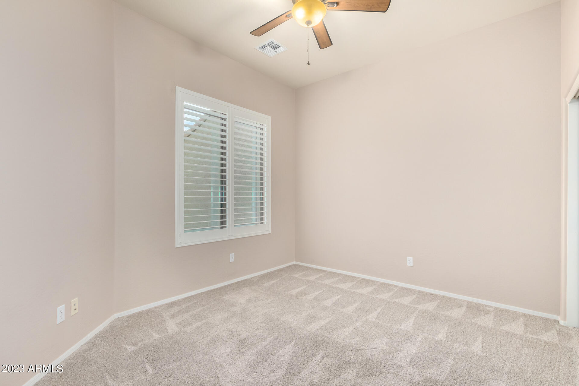 9049 E IVYGLEN Circle