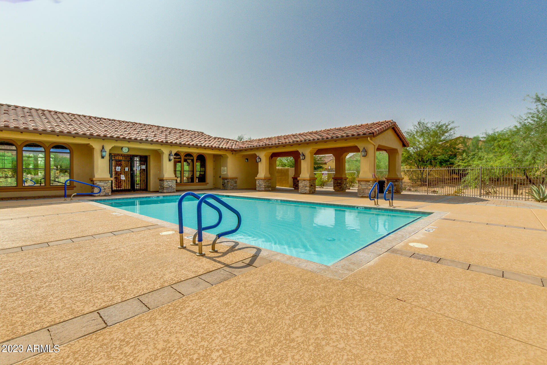 9049 E IVYGLEN Circle