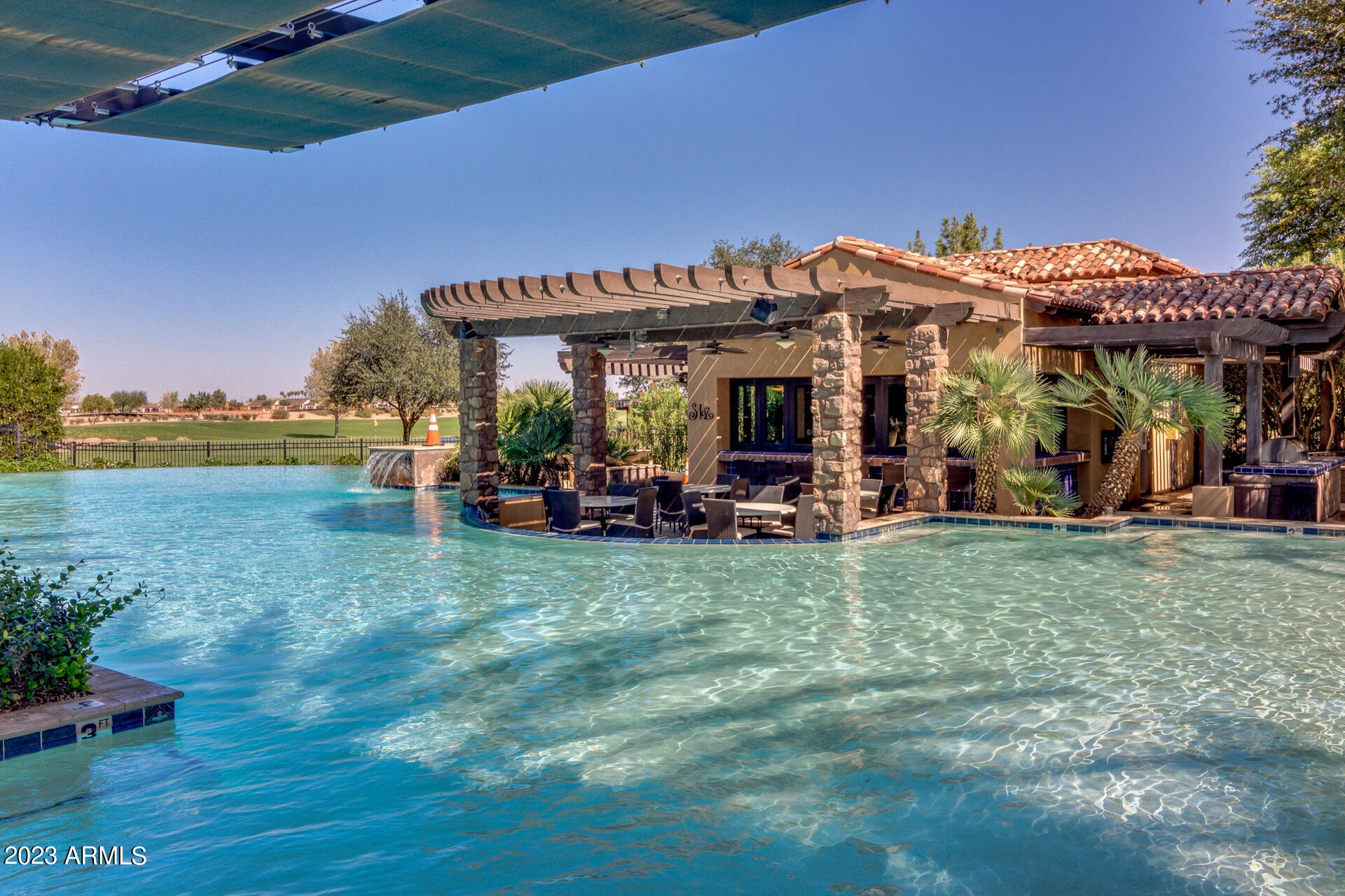 1548 E COPPER HOLLOW --