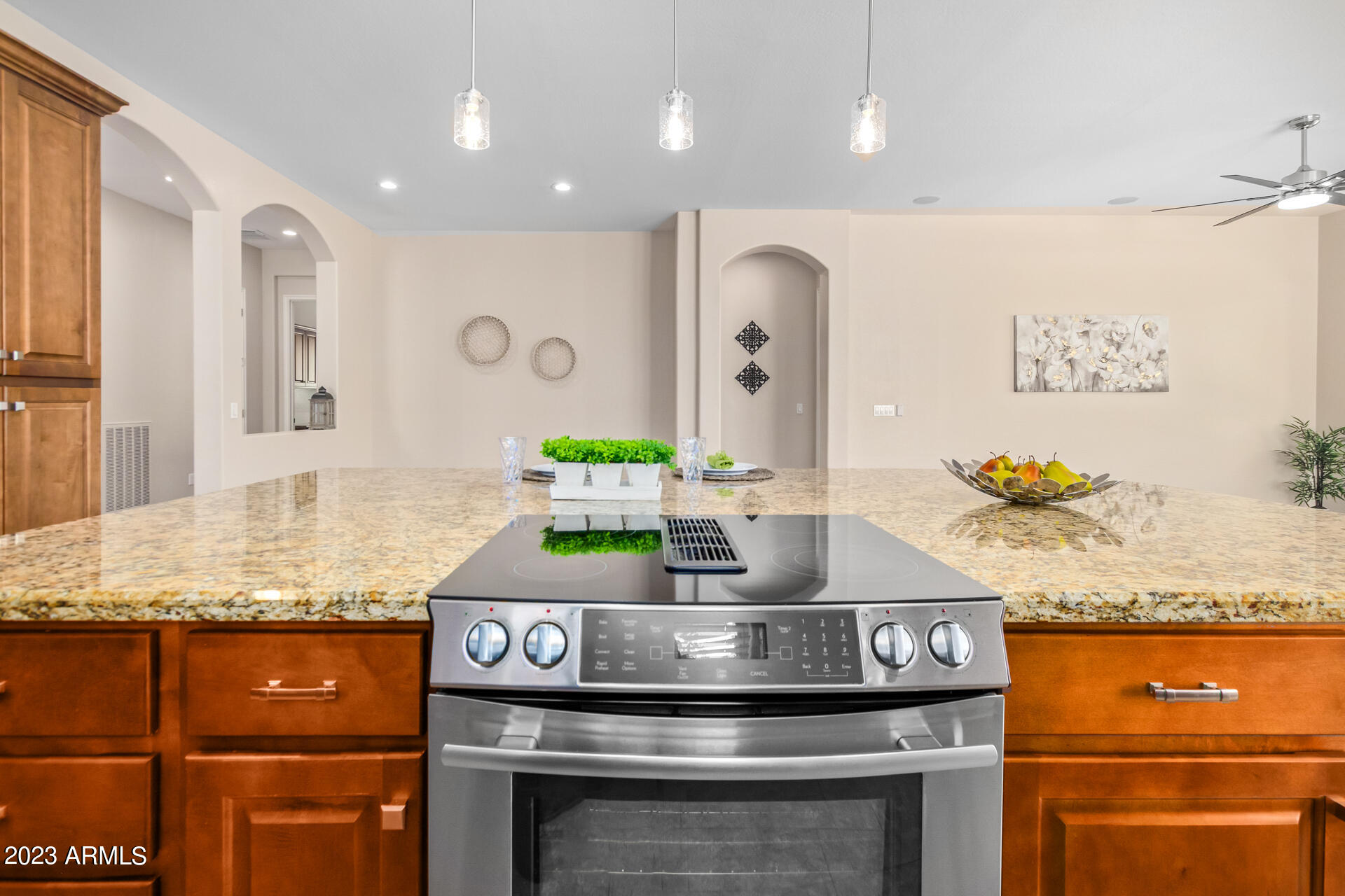 1548 E COPPER HOLLOW --
