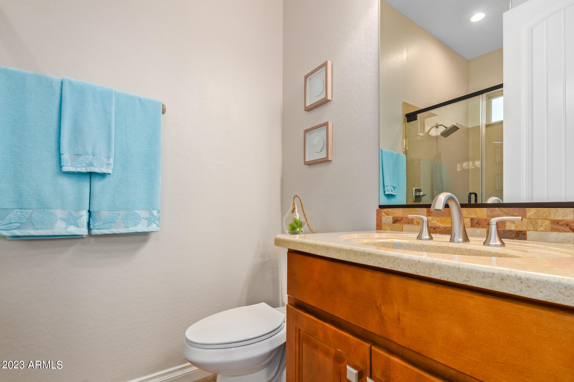 1548 E COPPER HOLLOW --