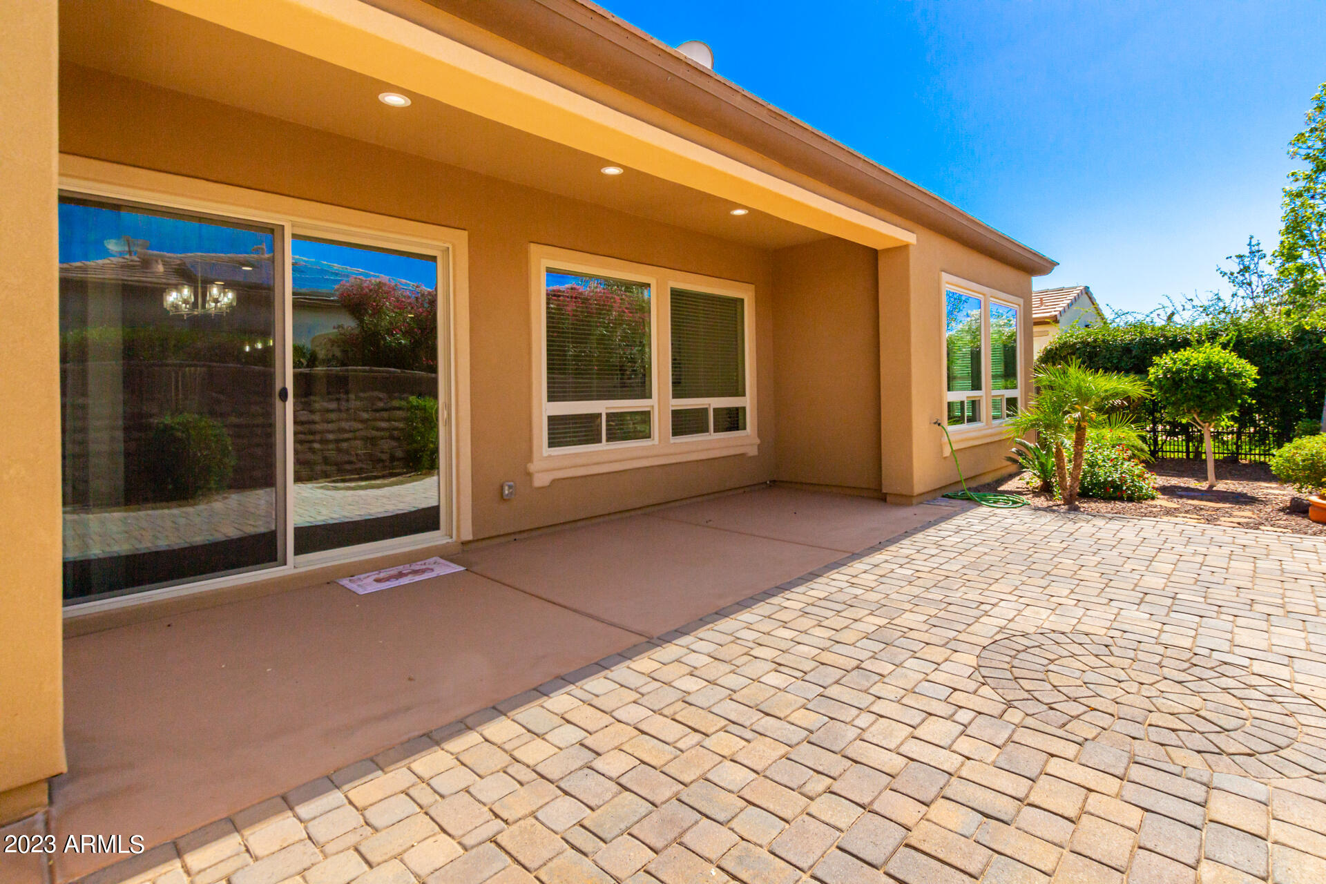 1548 E COPPER HOLLOW --