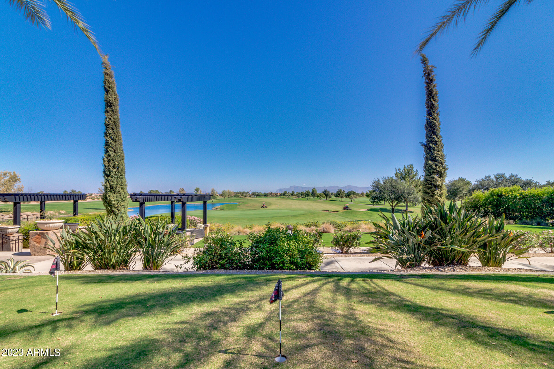 1548 E COPPER HOLLOW --