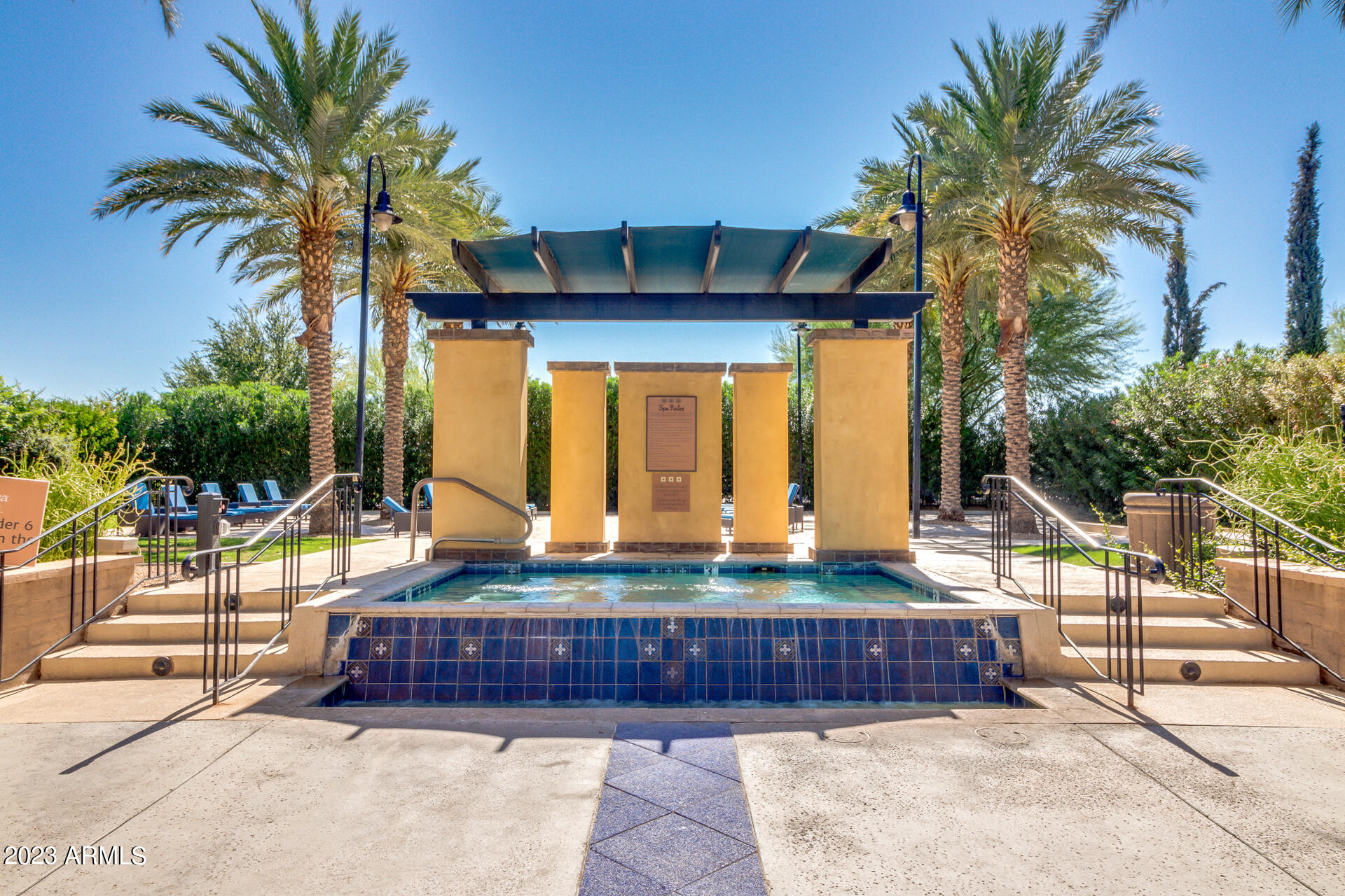 1548 E COPPER HOLLOW --
