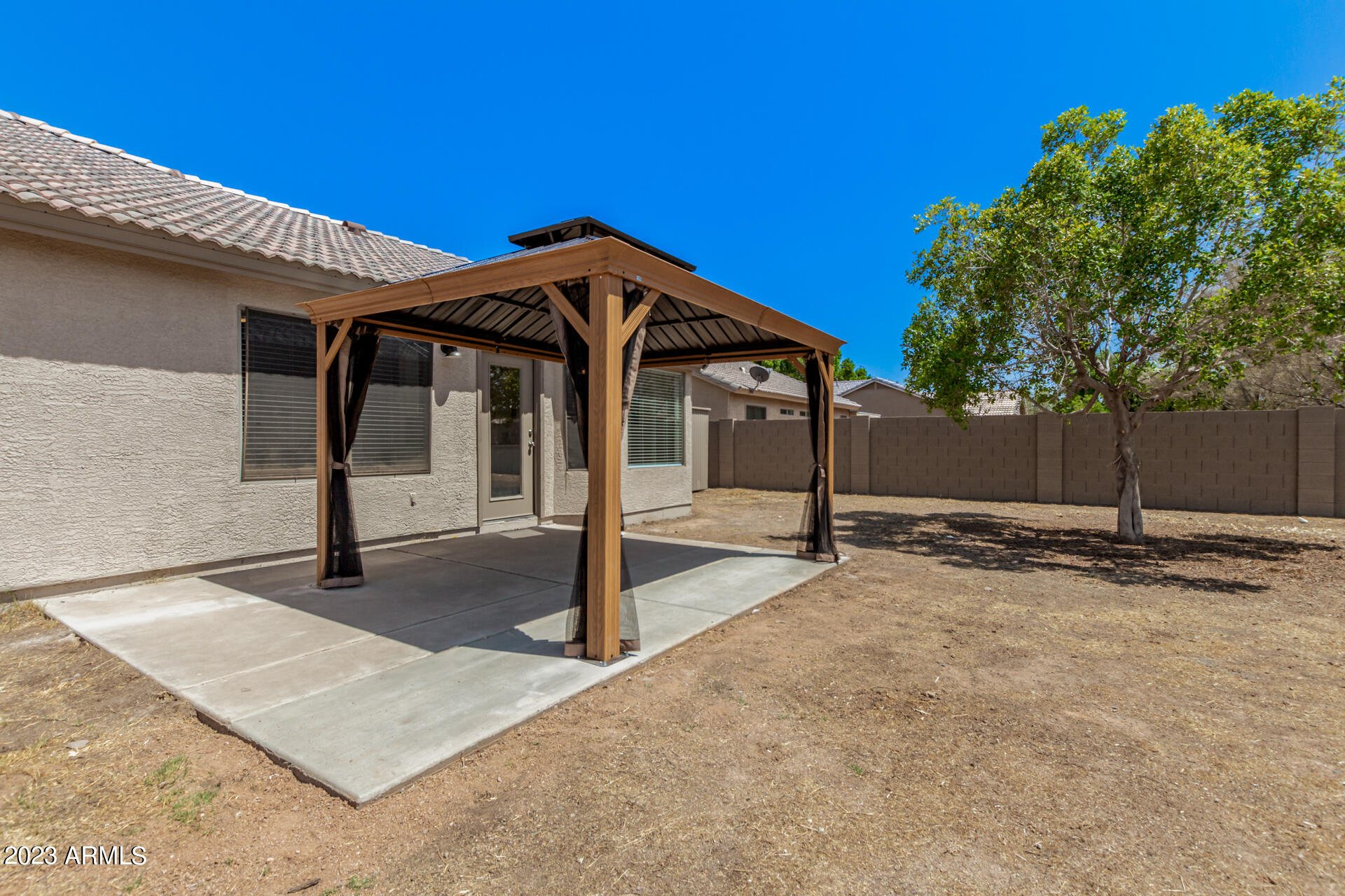 664 N OVERLAND --