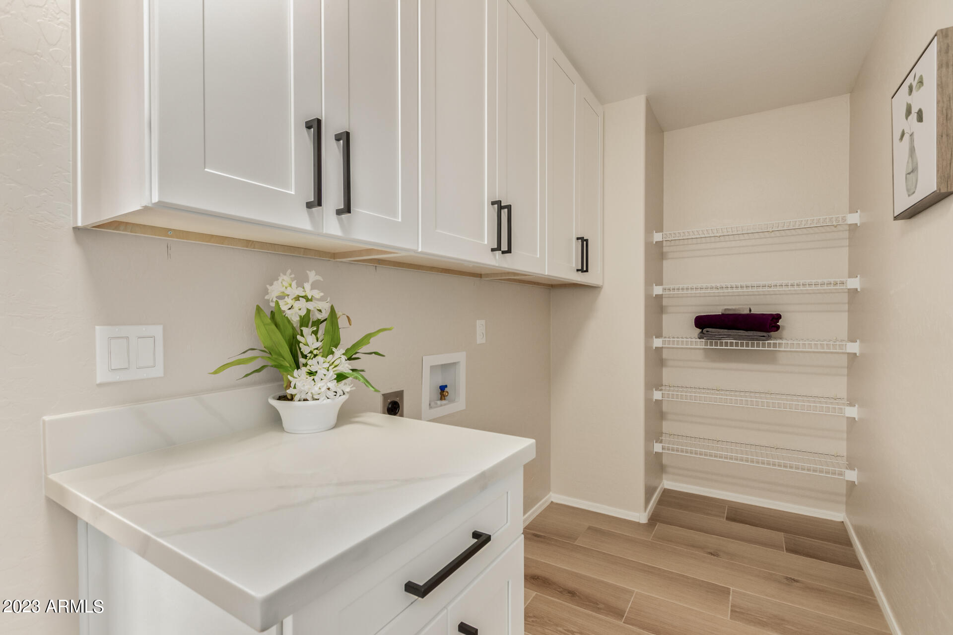 664 N OVERLAND --
