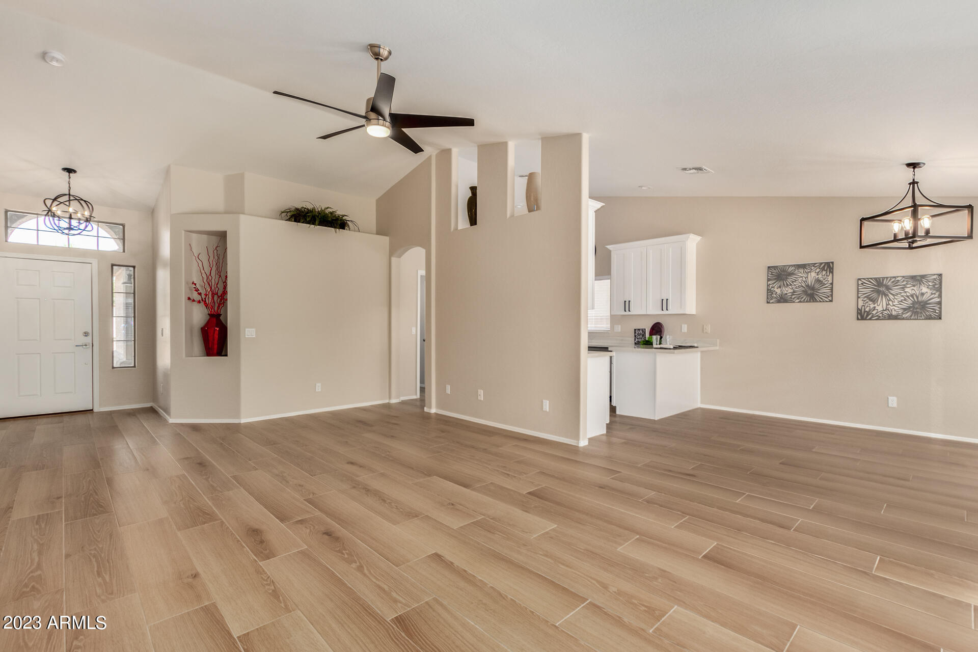 664 N OVERLAND --