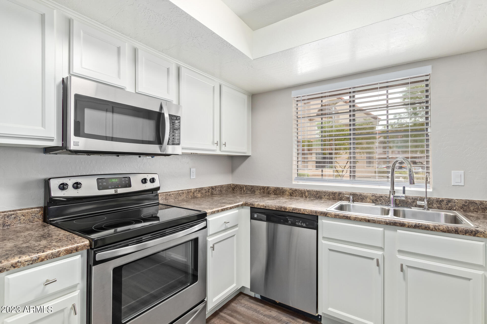 839 S WESTWOOD -- Unit: 153