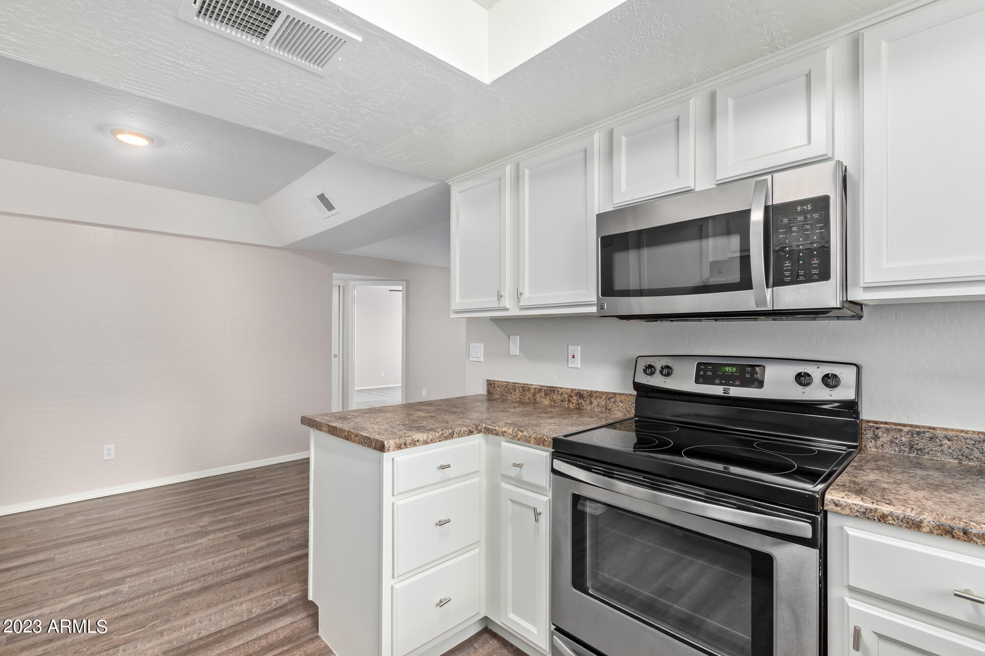 839 S WESTWOOD -- Unit: 153
