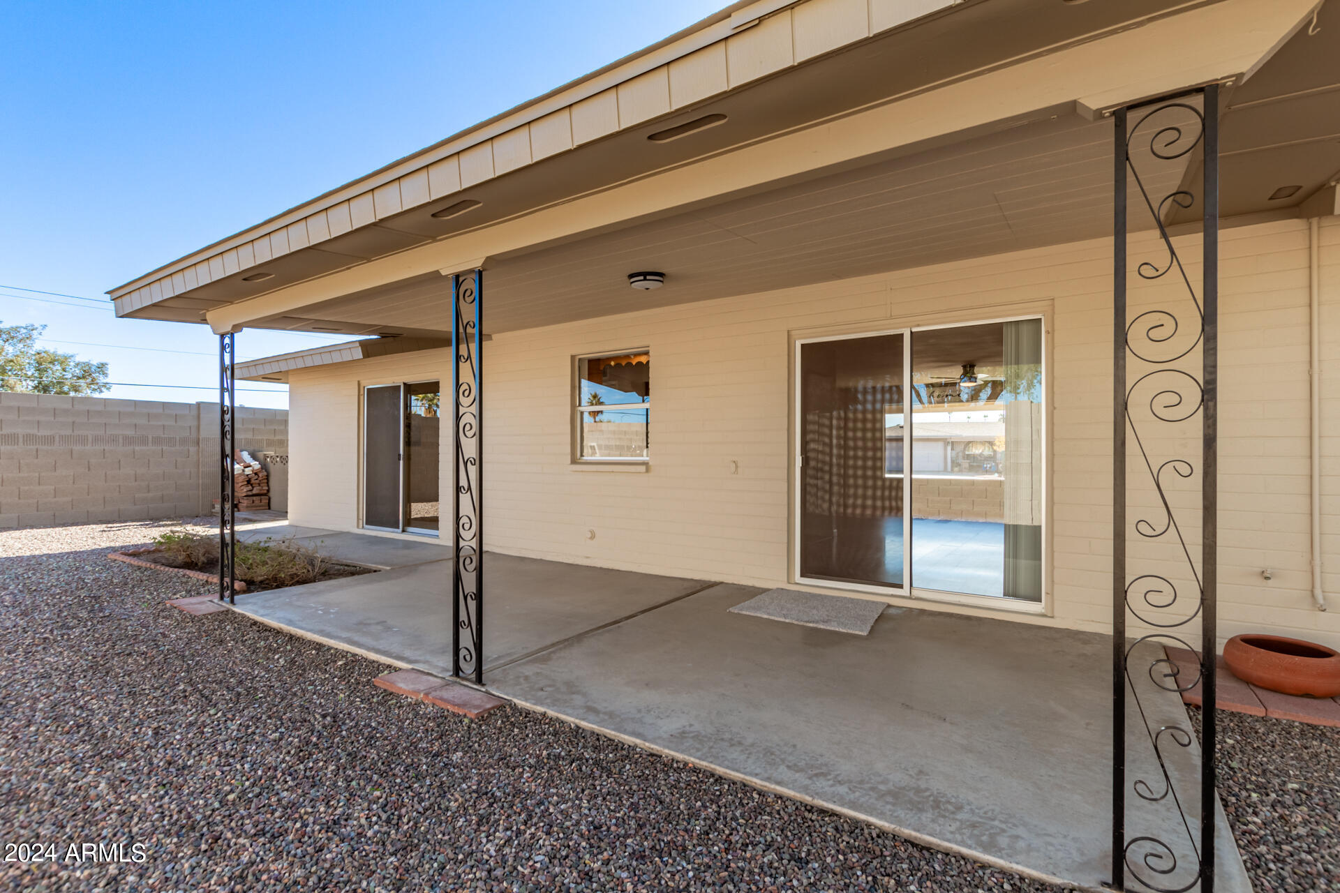 4364 E CARMEL Circle