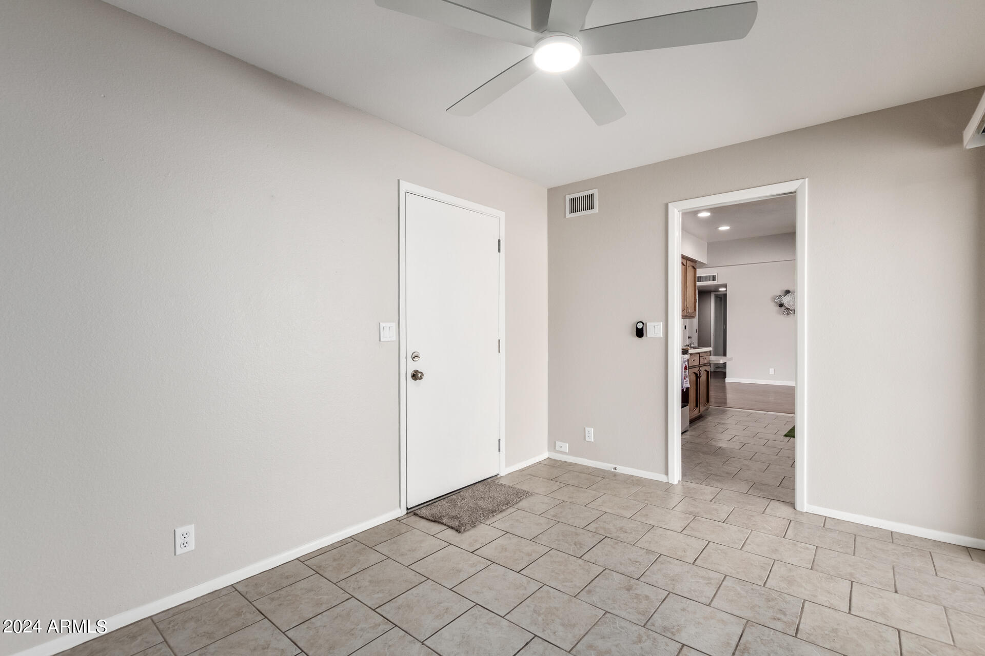 4364 E CARMEL Circle