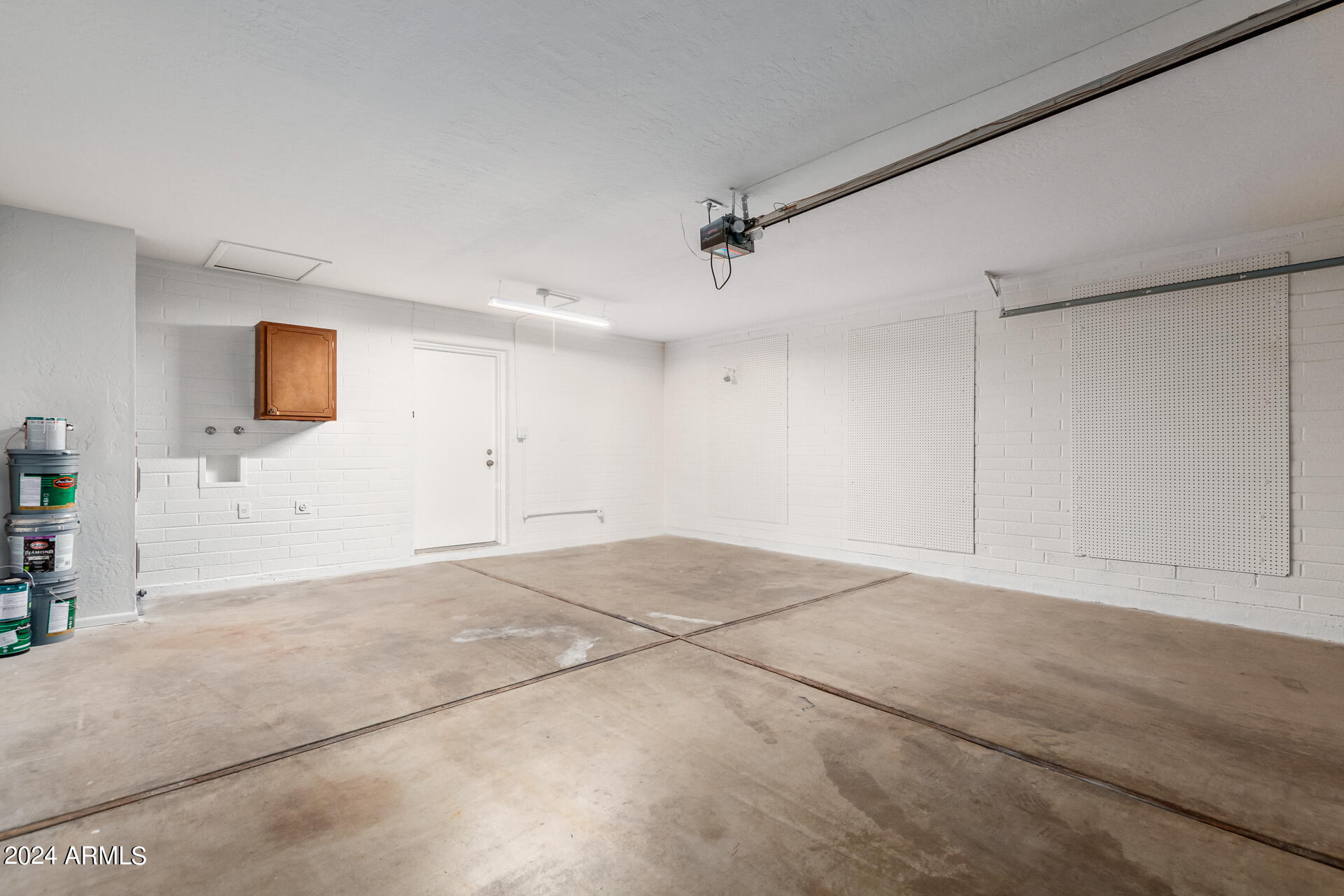 4364 E CARMEL Circle