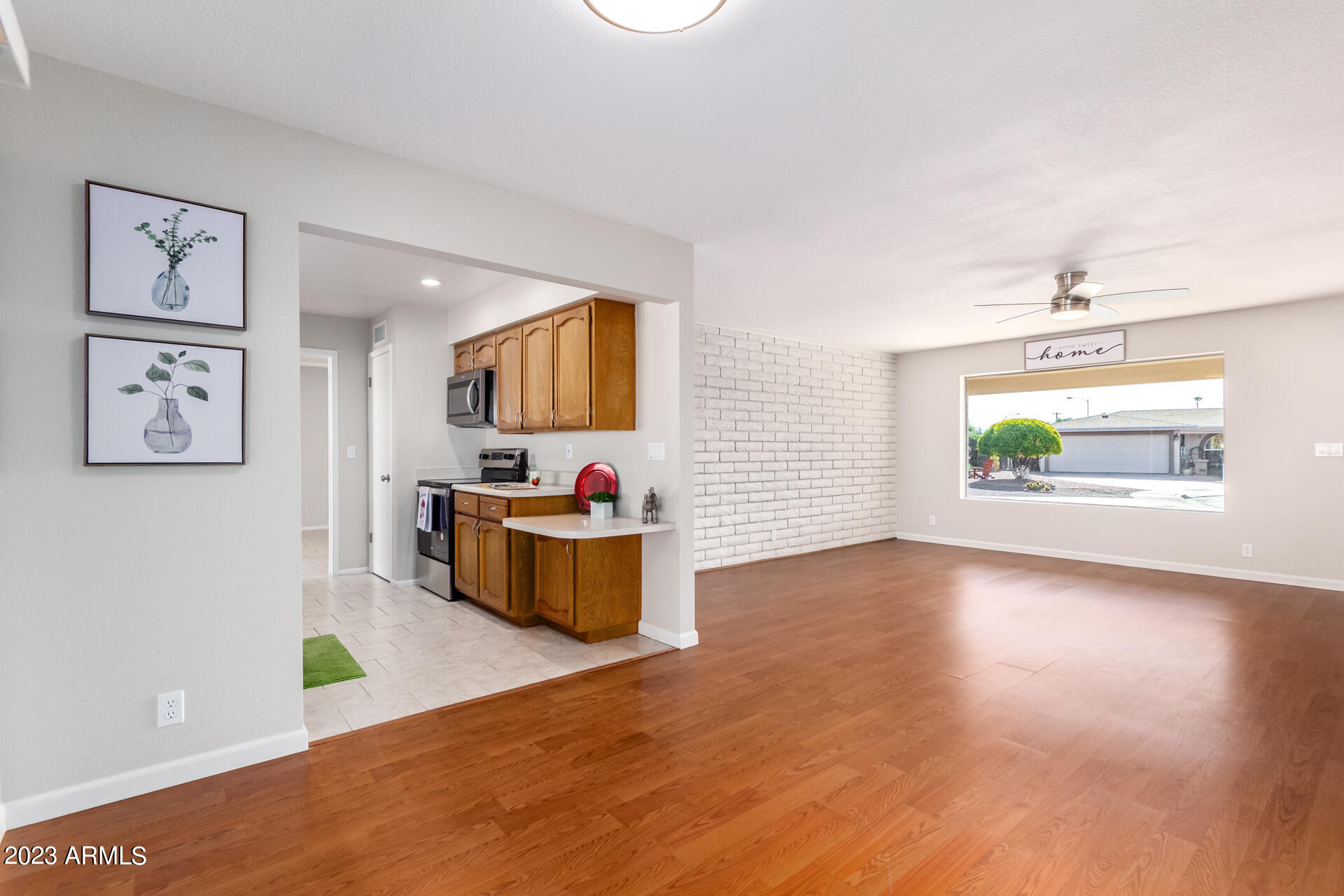 4364 E CARMEL Circle