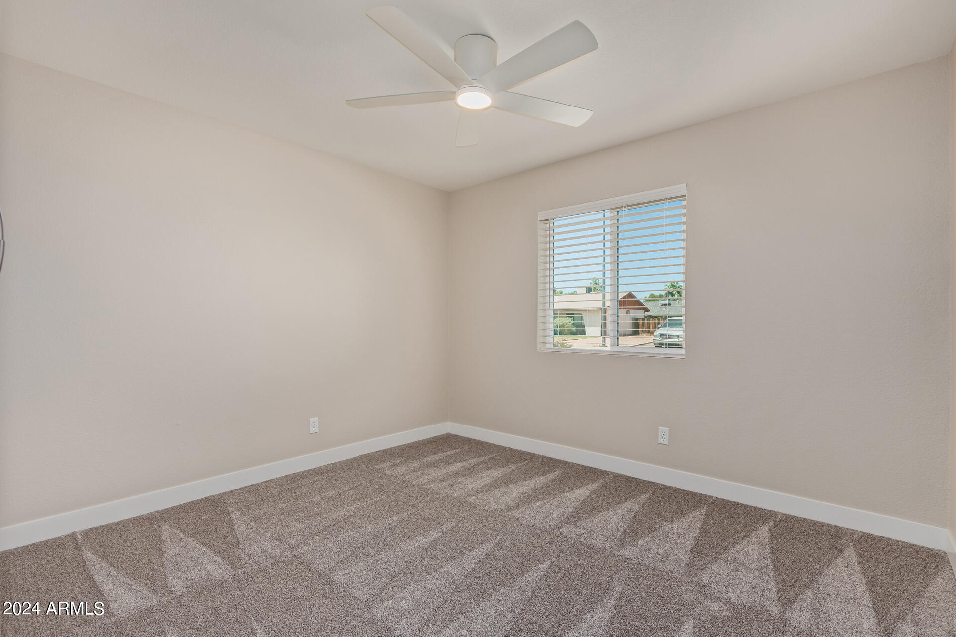 325 W SAN ANGELO Street