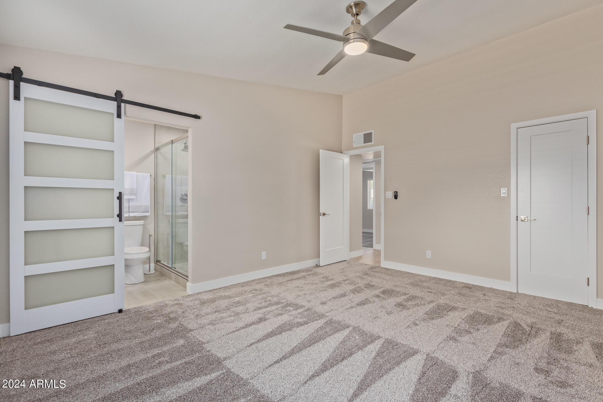 325 W SAN ANGELO Street