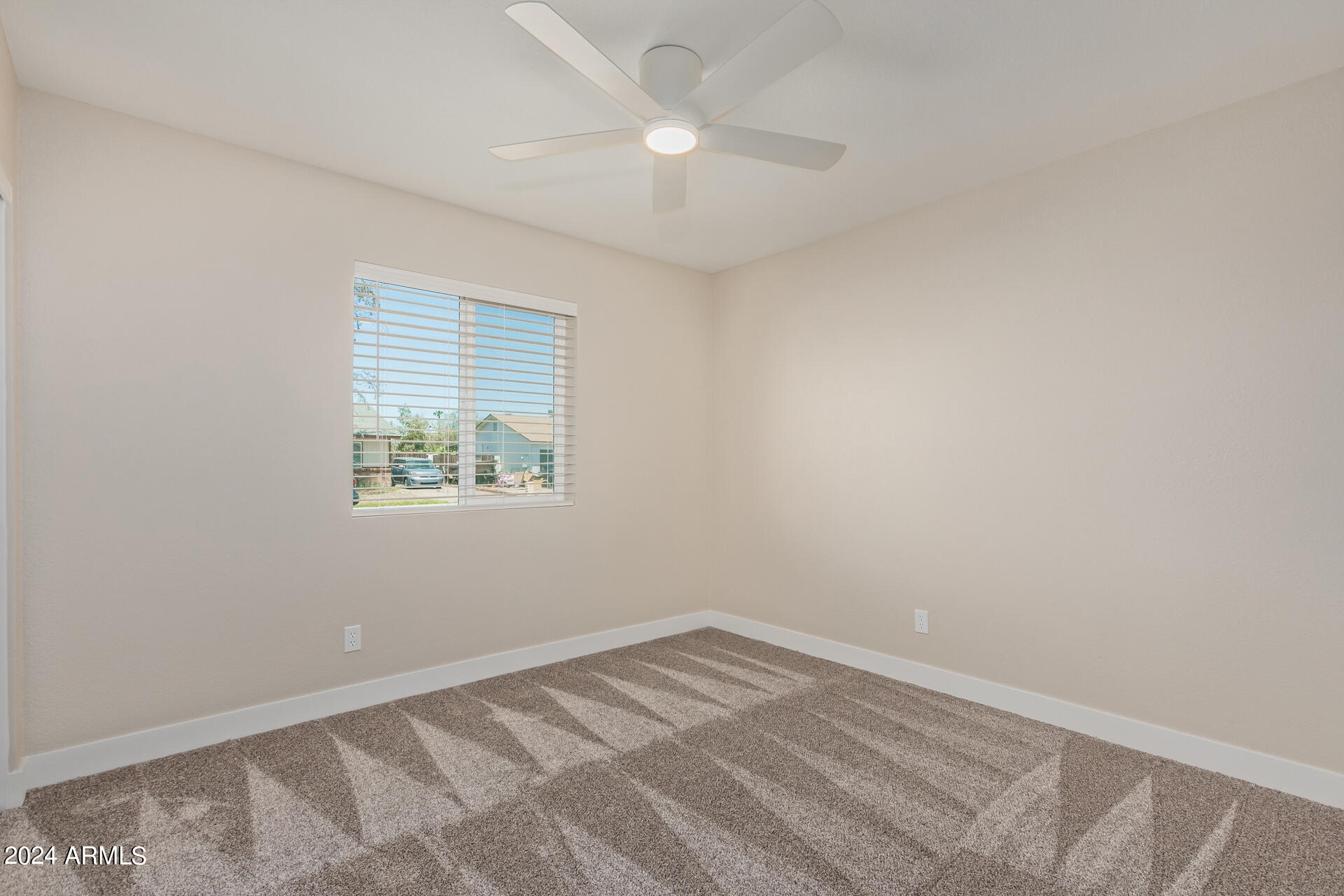 325 W SAN ANGELO Street