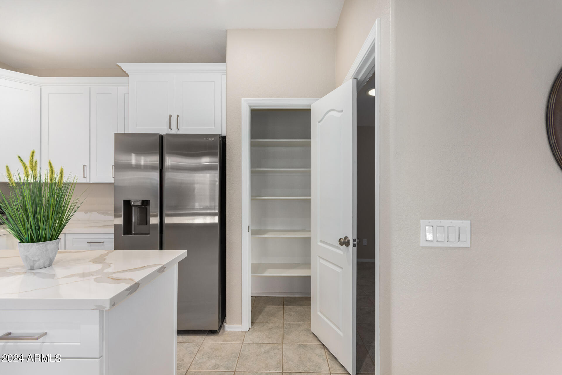 1230 E TORREY PINES Lane