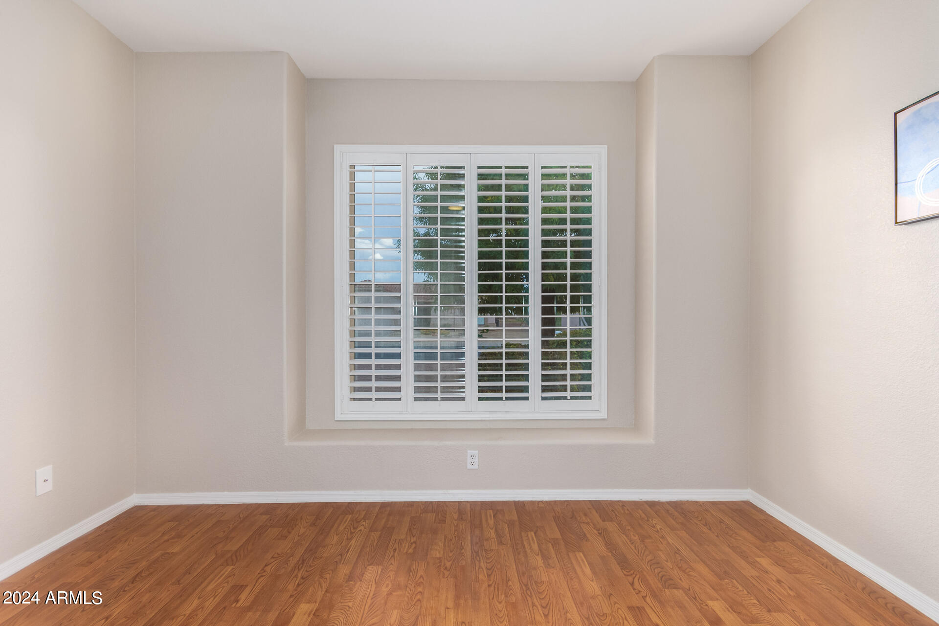 1230 E TORREY PINES Lane