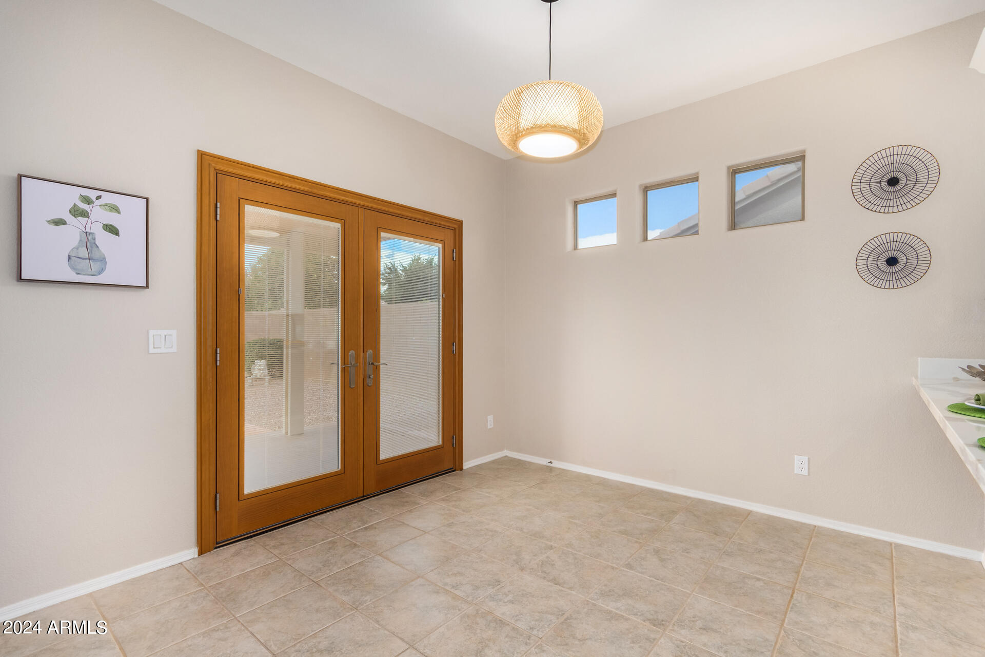 1230 E TORREY PINES Lane