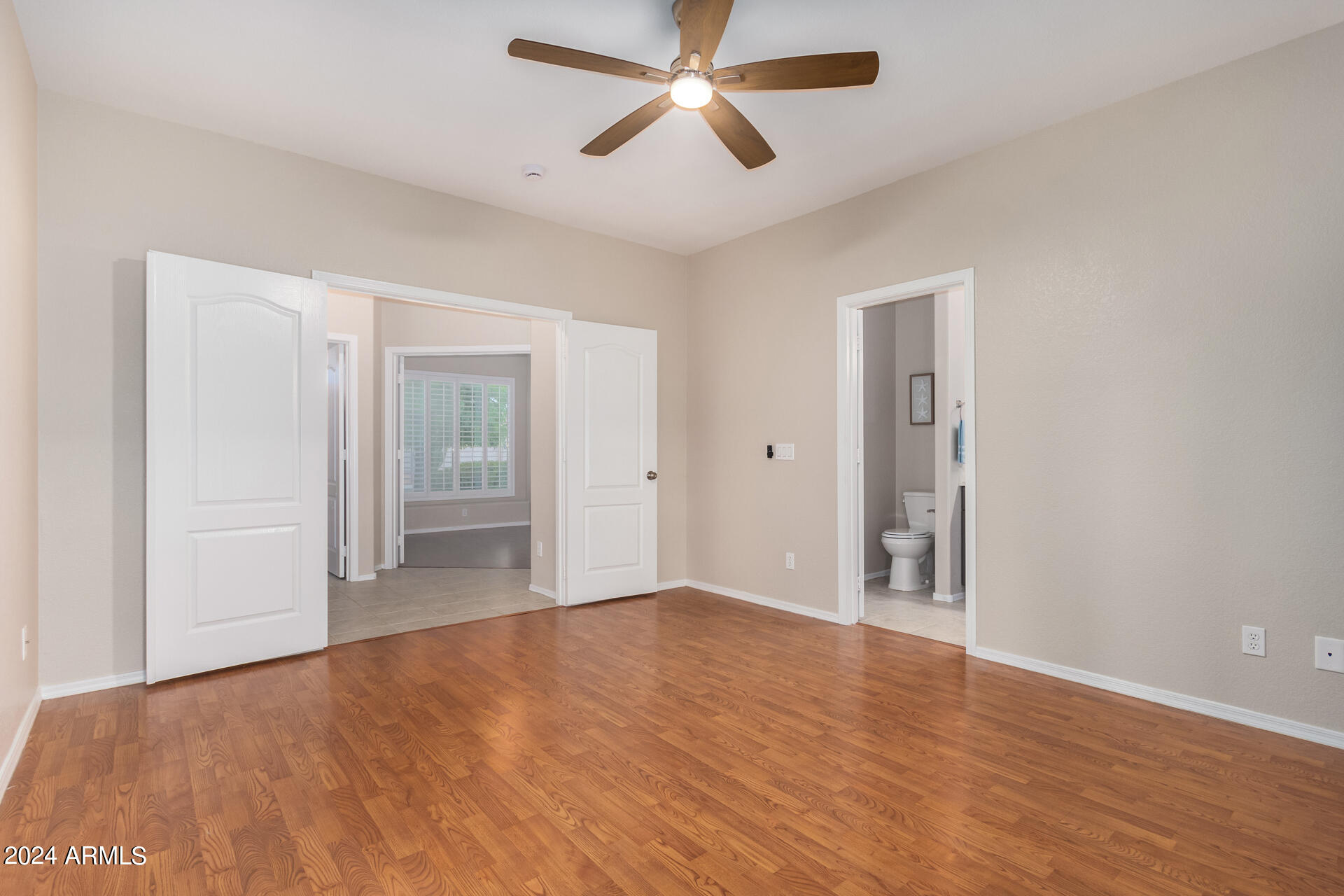 1230 E TORREY PINES Lane