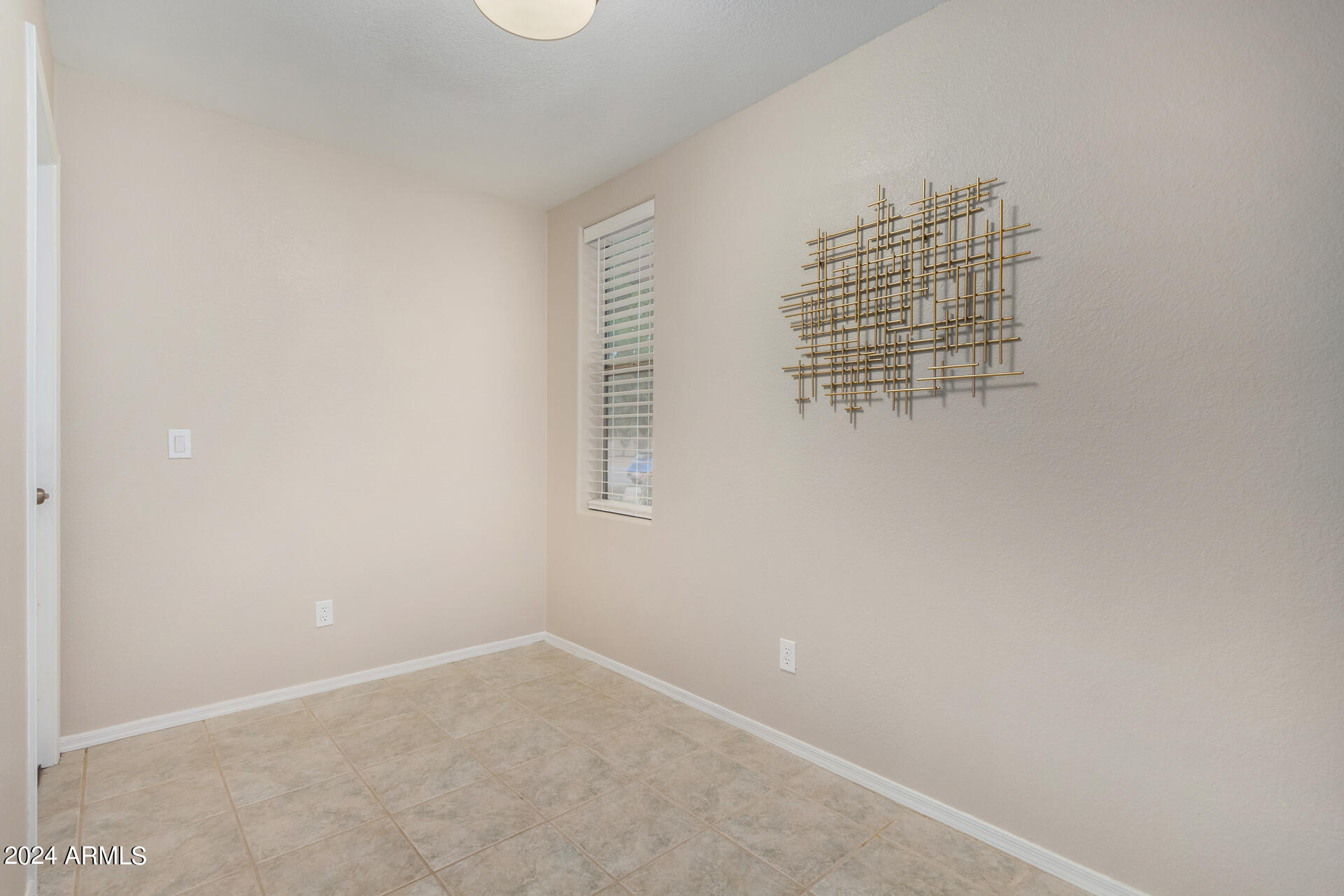 1230 E TORREY PINES Lane