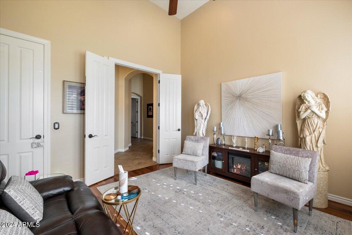 4741 S ROCKWELL Street