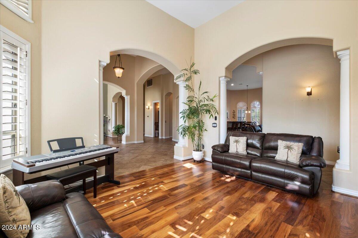 4741 S ROCKWELL Street