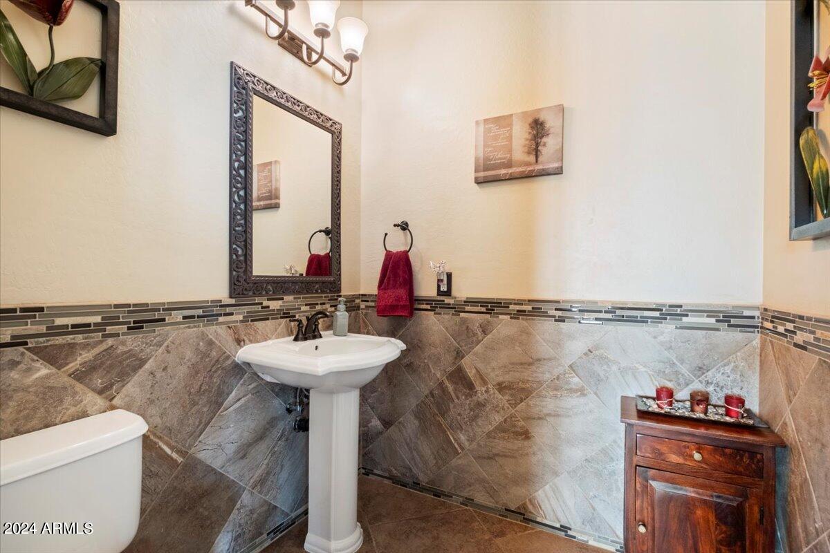 4741 S ROCKWELL Street