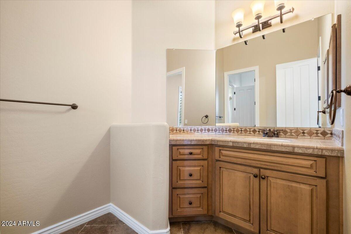 4741 S ROCKWELL Street