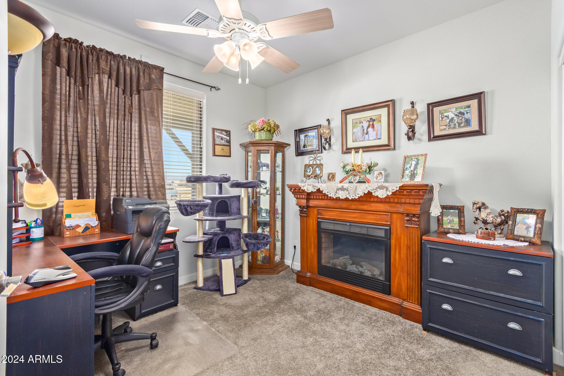 6123 E RED BIRD Lane