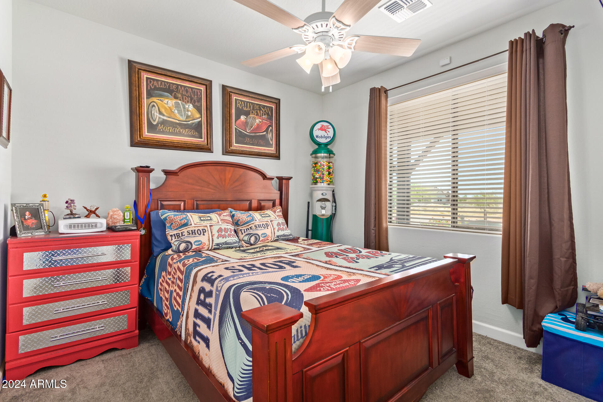 6123 E RED BIRD Lane