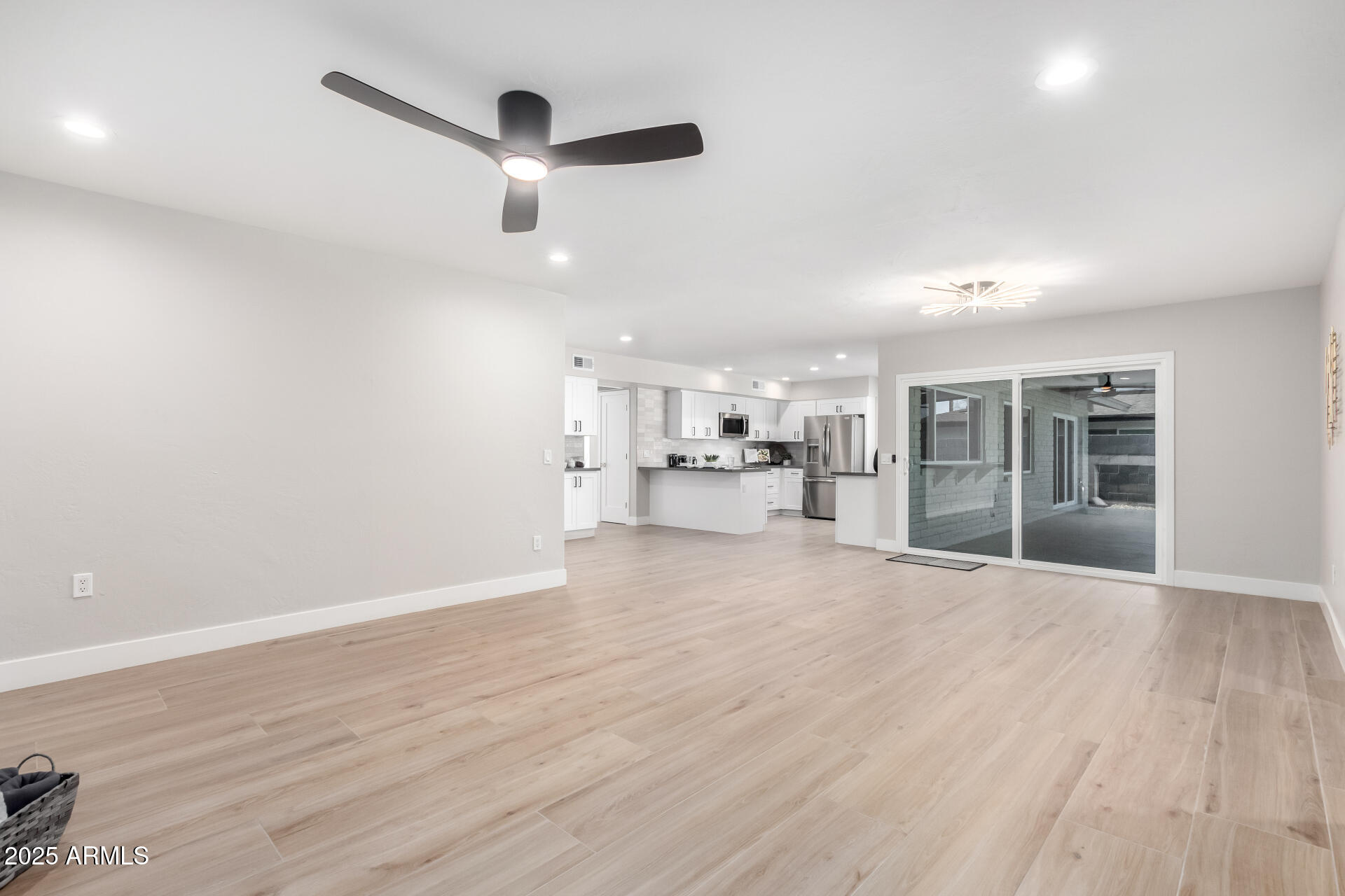 2024 E GEMINI Drive