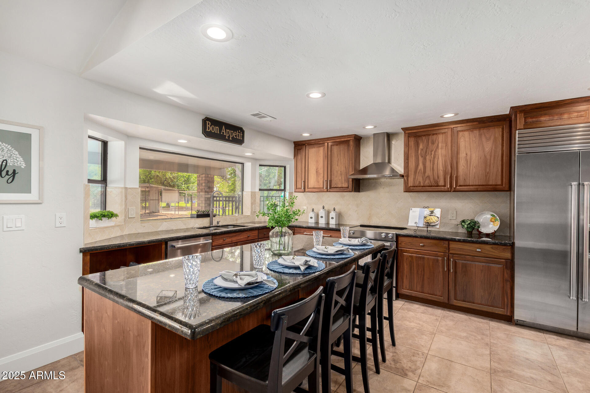 1141 E SAGEBRUSH Street