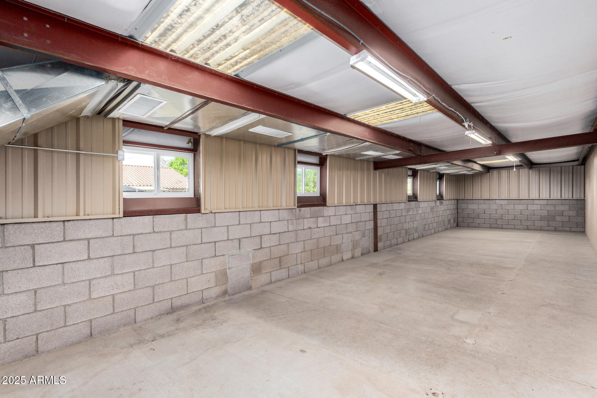 1141 E SAGEBRUSH Street