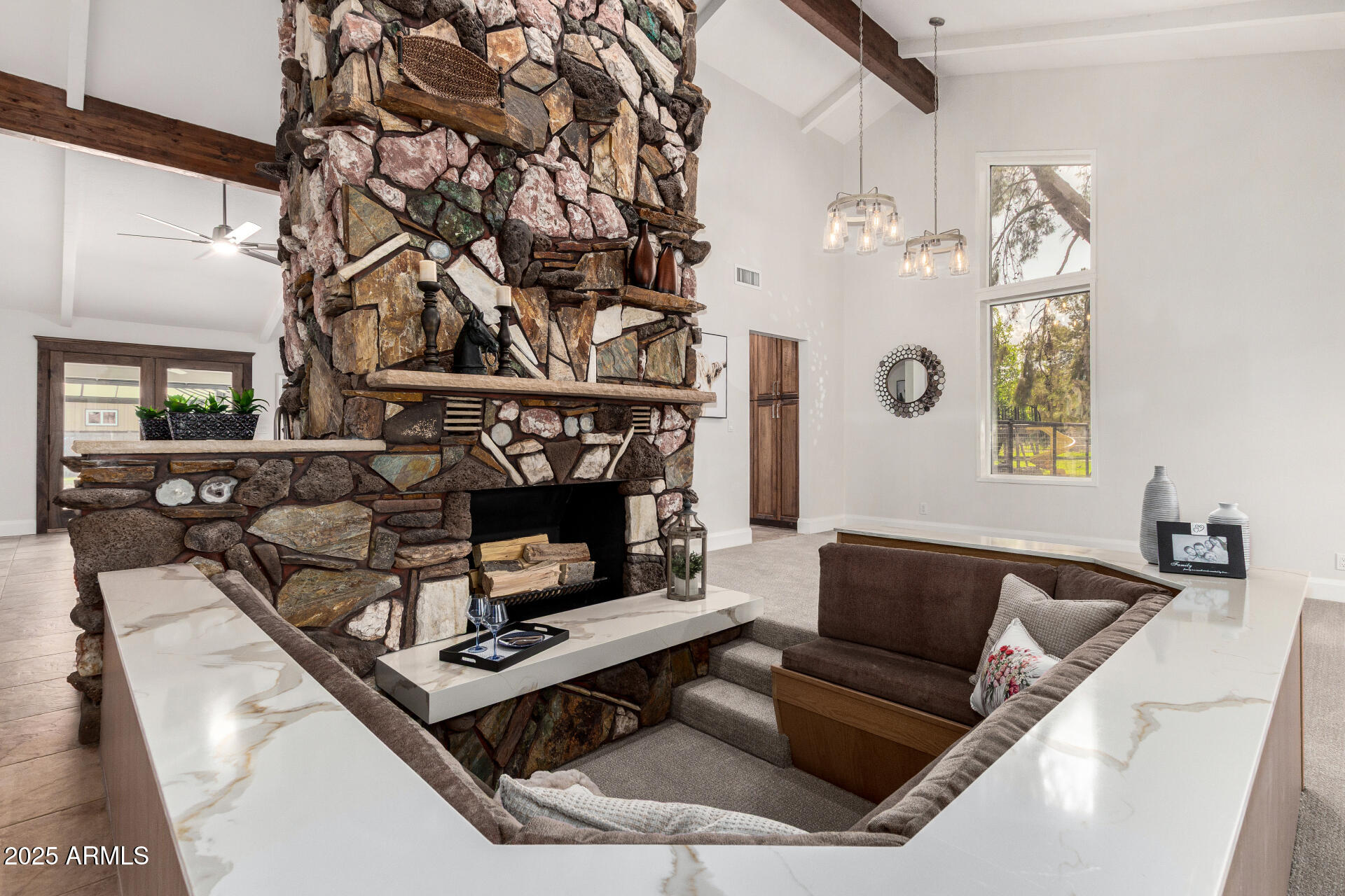 1141 E SAGEBRUSH Street