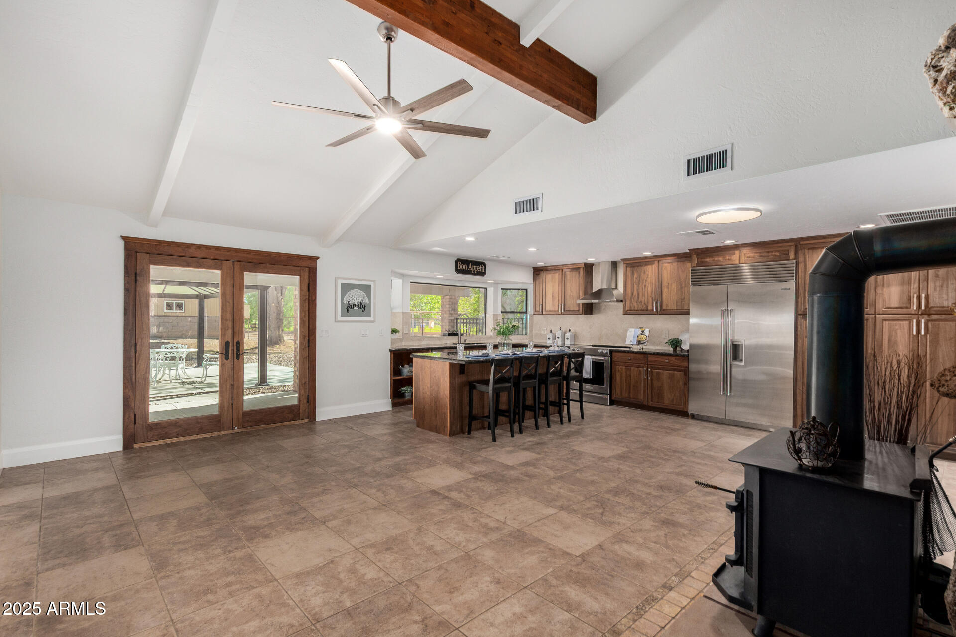 1141 E SAGEBRUSH Street