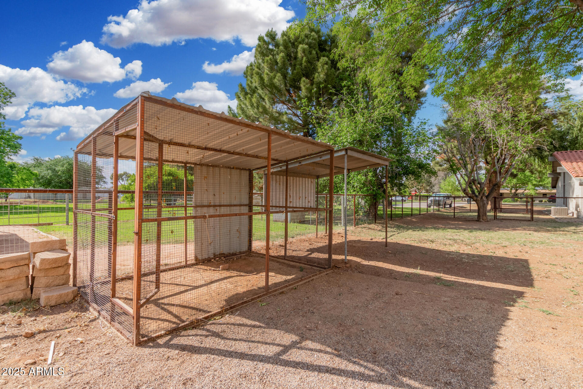 1141 E SAGEBRUSH Street