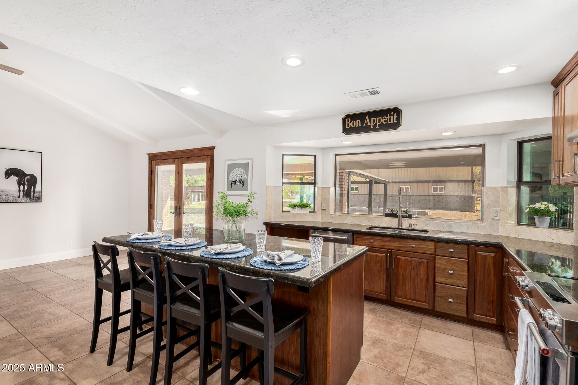 1141 E SAGEBRUSH Street